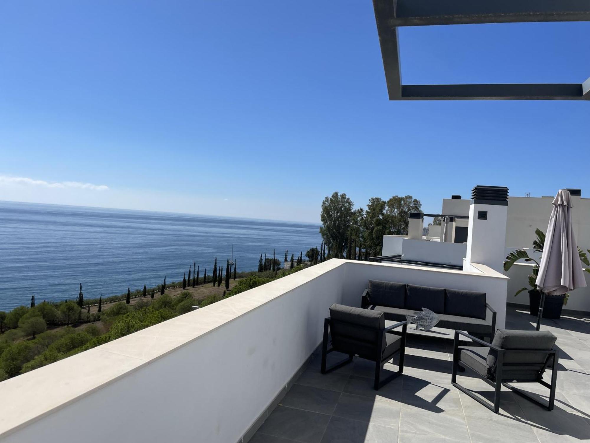 Sunny Penthouse Beach Apartment With Panoramic Views Almuñécar Eksteriør billede